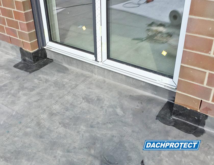DACHPROTECT Form- & Abdeckband 30cm breit im Zuschnitt DACHPROTECT Form- & Abdeckband 30cm breit im Zuschnitt